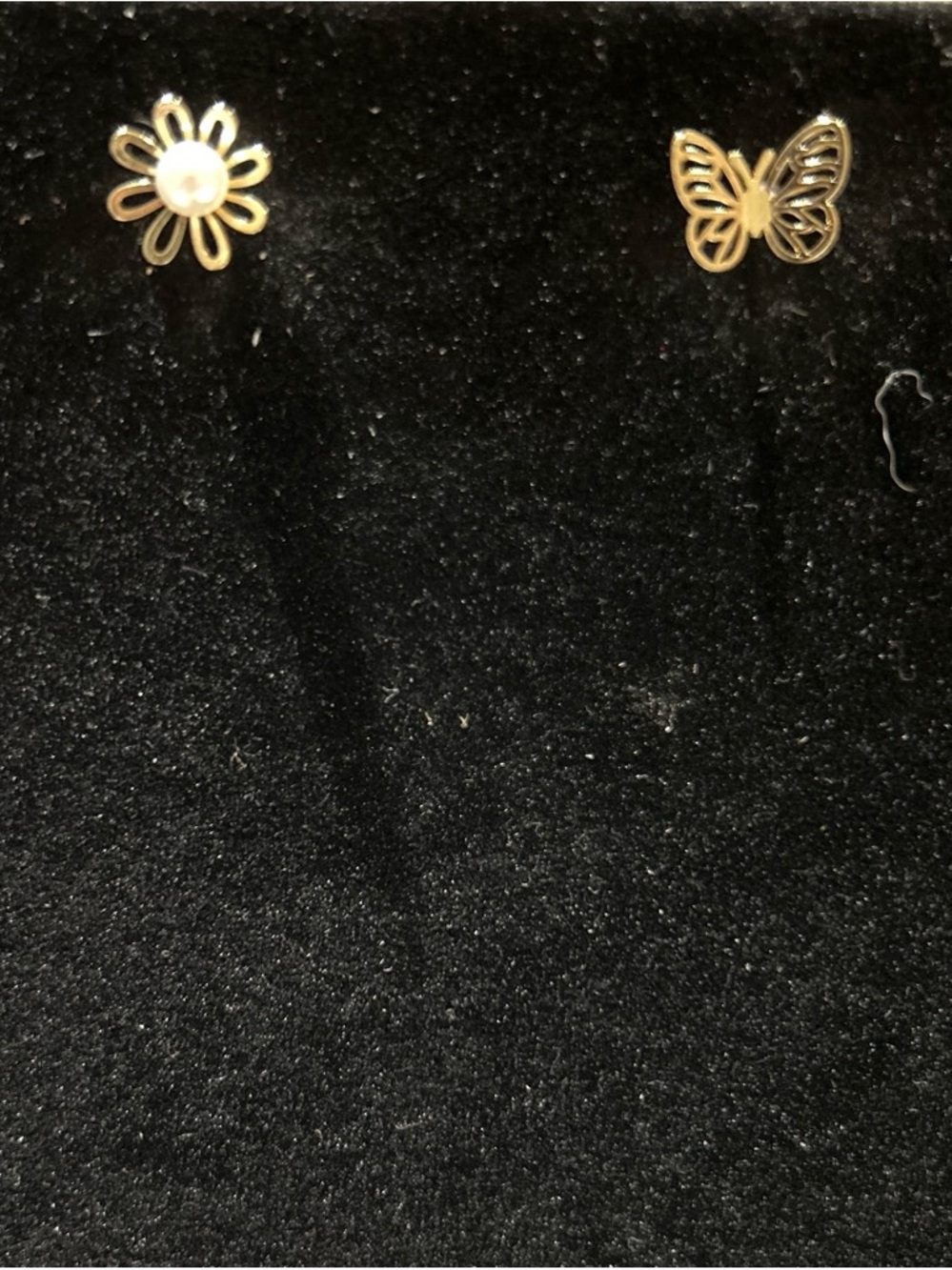 Gold color Daisy Pearl and Butterfly Stud Earring Set